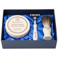 Taylor of Old Bond Street Victorian Sandalwood Satin Lined Gift Box Mach3 Pure Badger
