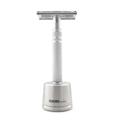 Feather Luxury Safety Razor (med Ställ)